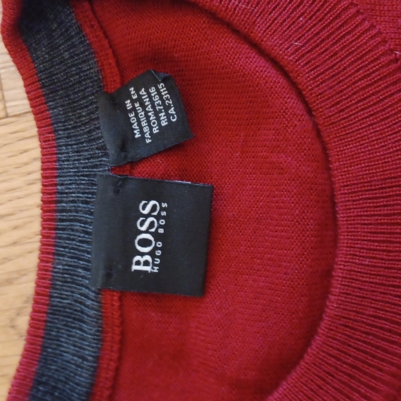 Hugo Boss red sweater - Picture 2 of 7